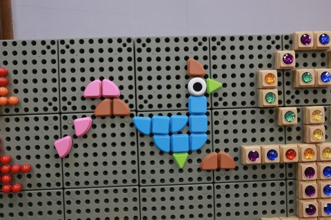 MASTERKIDZ Zestaw Kołeczki w kształcie figur geometrycznych 64szt do tablic STEM MASTERKIDZ Zestaw Kołeczki w kształcie figur geometrycznych 64szt do tablic STEM