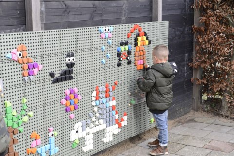 MASTERKIDZ Zestaw Kołeczki w kształcie figur geometrycznych 64szt do tablic STEM MASTERKIDZ Zestaw Kołeczki w kształcie figur geometrycznych 64szt do tablic STEM