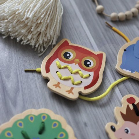 CLASSIC WORLD Drewniana Sznurowanka Przeplatanka Nawlekanka Przewlekanka Zwierzątka 10 el. CLASSIC WORLD Drewniana Sznurowanka Przeplatanka Nawlekanka Przewlekanka Zwierzątka 10 el.