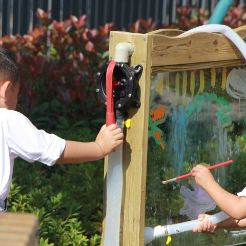 CLASSIC WORLD EDU Zestaw Dwustronna Tablica Sztaluga do Malowania Z Pompą Wody CLASSIC WORLD EDU Zestaw Dwustronna Tablica Sztaluga do Malowania Z Pompą Wody