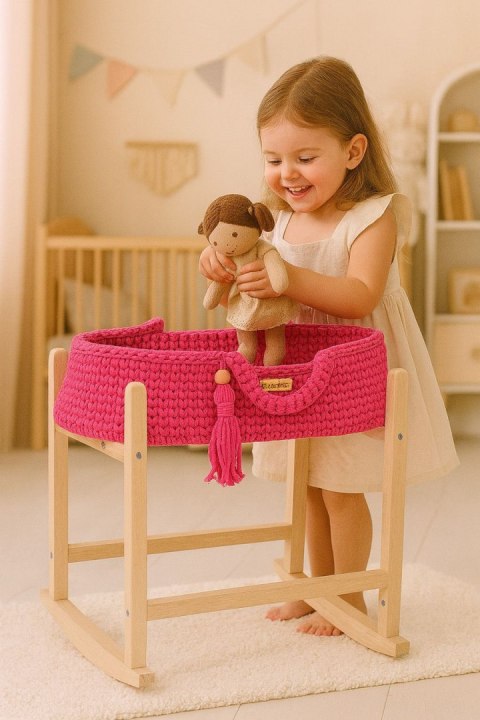 Kosz Mojżesza BOHO bawełniany nosidełko dla lalek z drewnianą kołyską - fuksja
