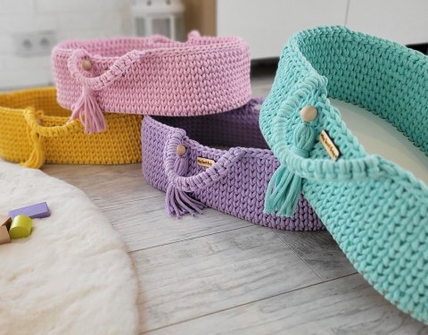 Kosz Mojżesza BOHO bawełniany nosidełko dla lalek z drewnianą kołyską - miętowy